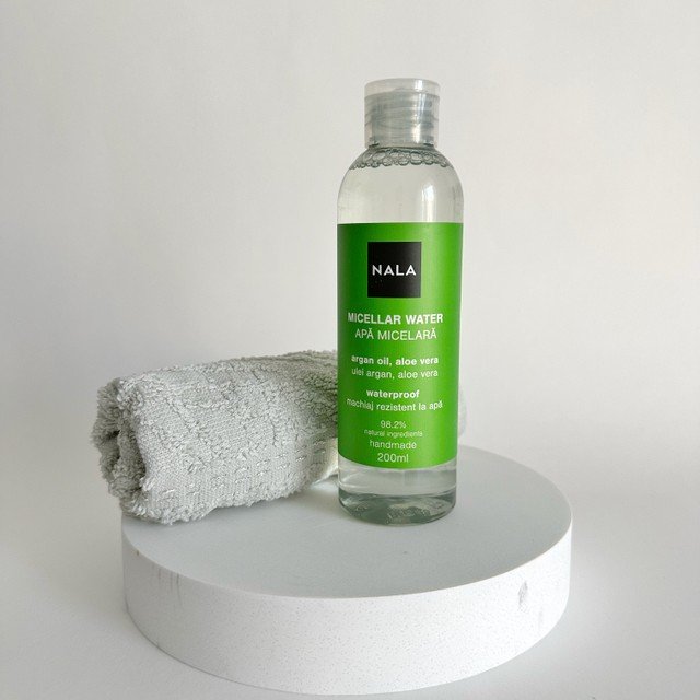 Apă Micelară machiaj rezistent la apă - Ulei de Argan & Aloe Vera