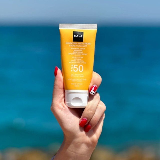 Cremă Hidratantă SPF 50 - Ten Normal - Imortele & Margarete