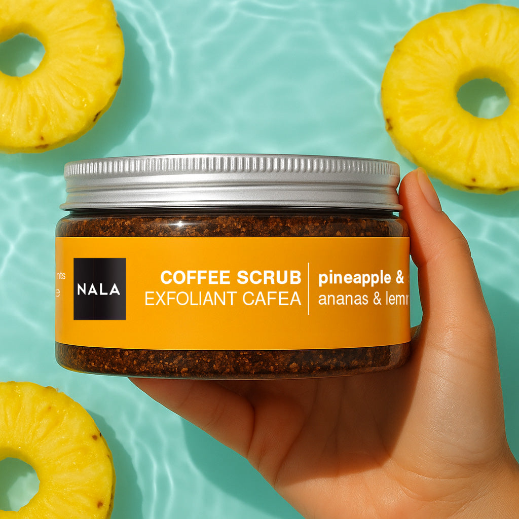 Scrub CAFEA - Ananas &amp; Lemn Santal